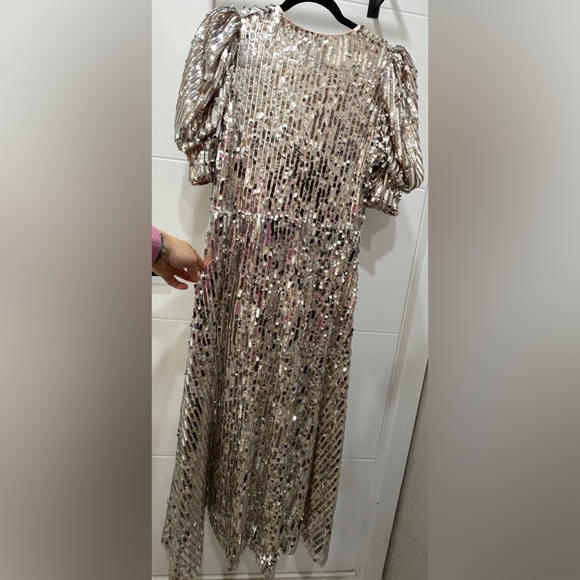 ROTATE Sierena Silver Sequin Maxi, 10 - Picture 6 of 7